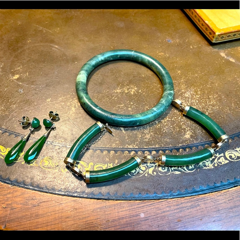 Jade and 14k gold curved bracelet, bangle, 14k gold and jade earrings